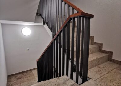 Stopniščna ograja I